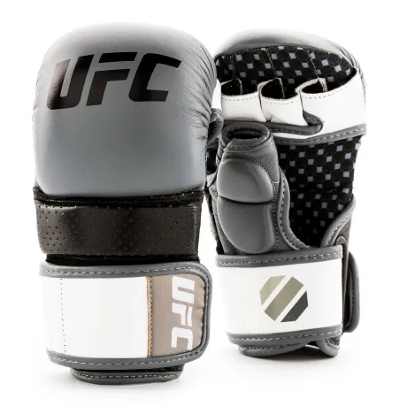 Перчатки для спаринга UFC PRO - (черные/красные) S/M